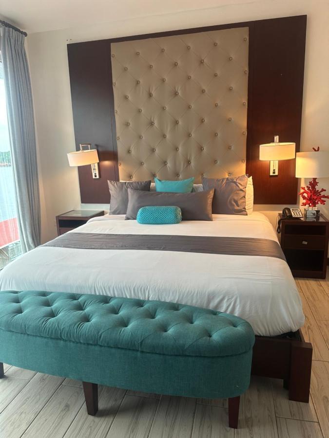 Ocean Sky Bocas Hotel Бокас Екстер'єр фото